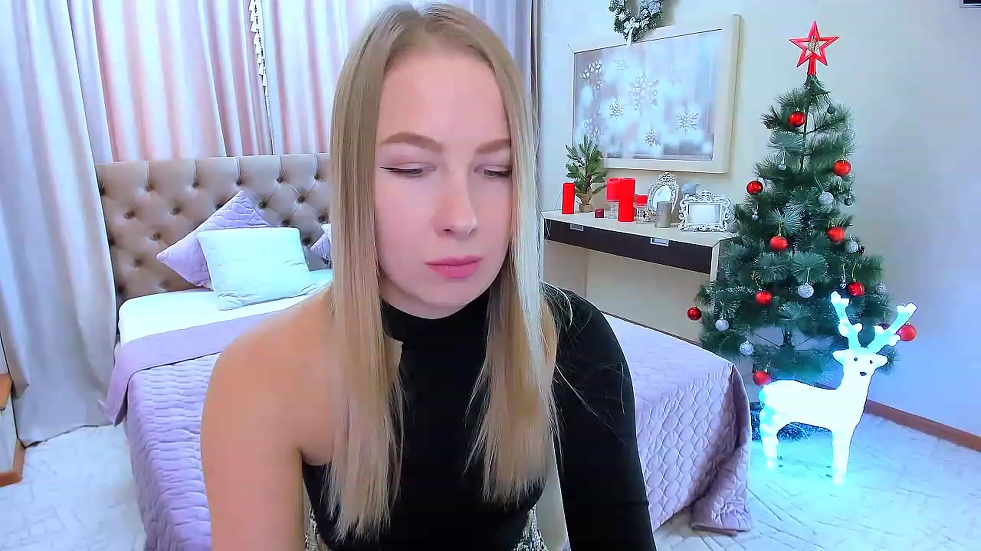 Gallery image thumbnail from ElegantLook's myfreecams stream on, 12/21/2022, 08:52 image 1 of 20