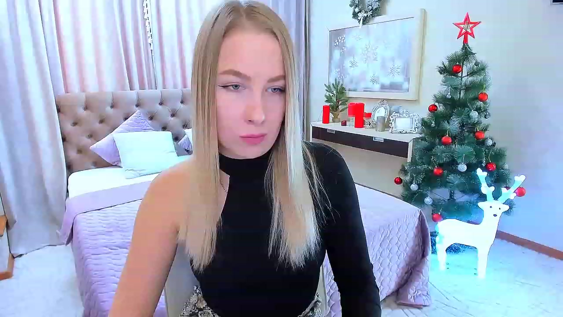 Gallery image thumbnail from ElegantLook's myfreecams stream on, 12/21/2022, 08:52 image 9 of 20