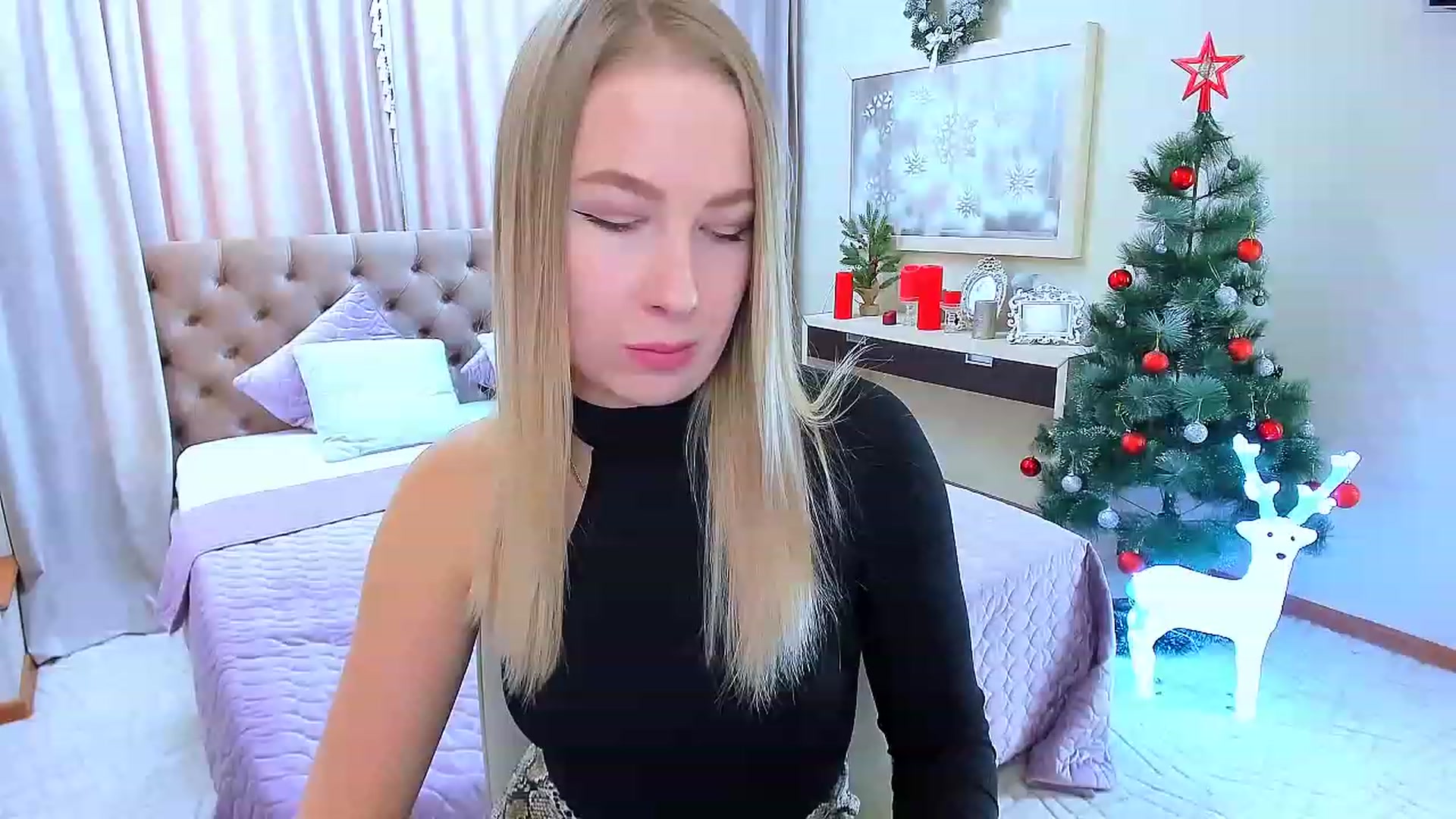 Gallery image thumbnail from ElegantLook's myfreecams stream on, 12/21/2022, 08:52 image 8 of 20