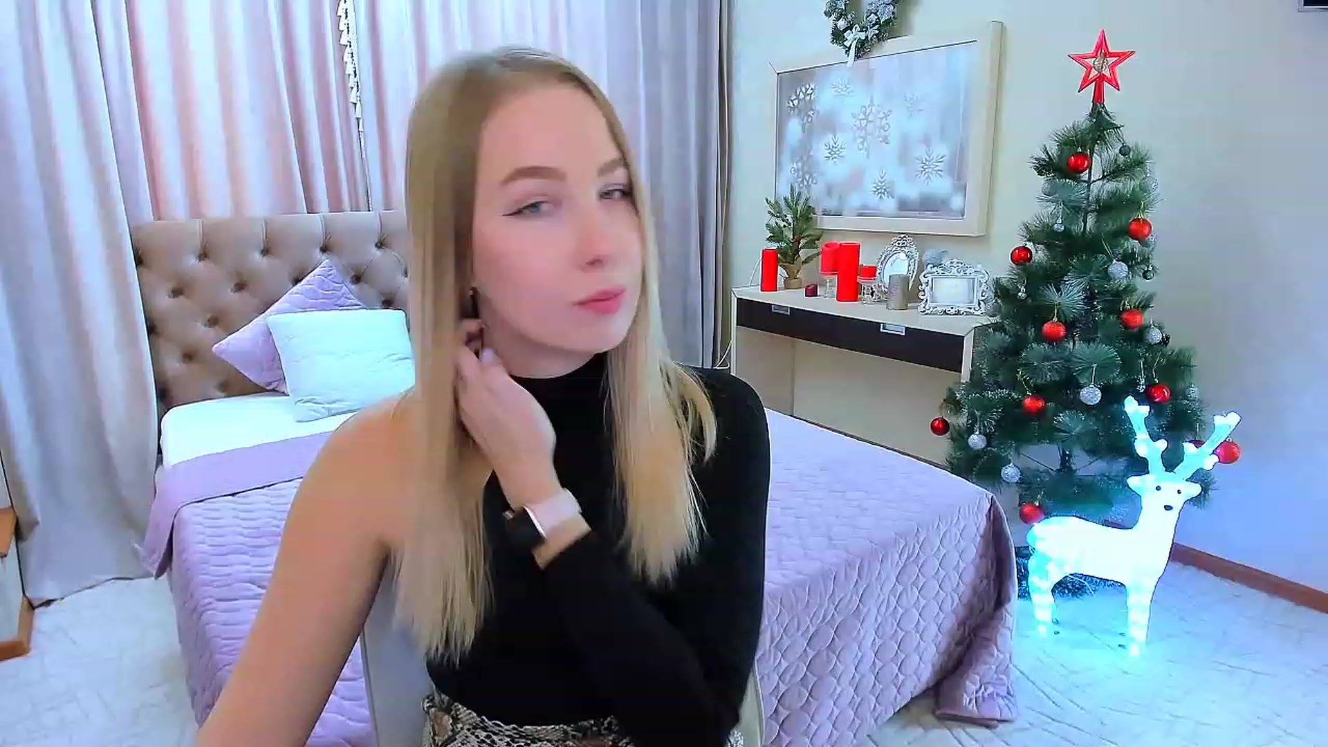 Gallery image thumbnail from ElegantLook's myfreecams stream on, 12/21/2022, 08:52 image 5 of 20