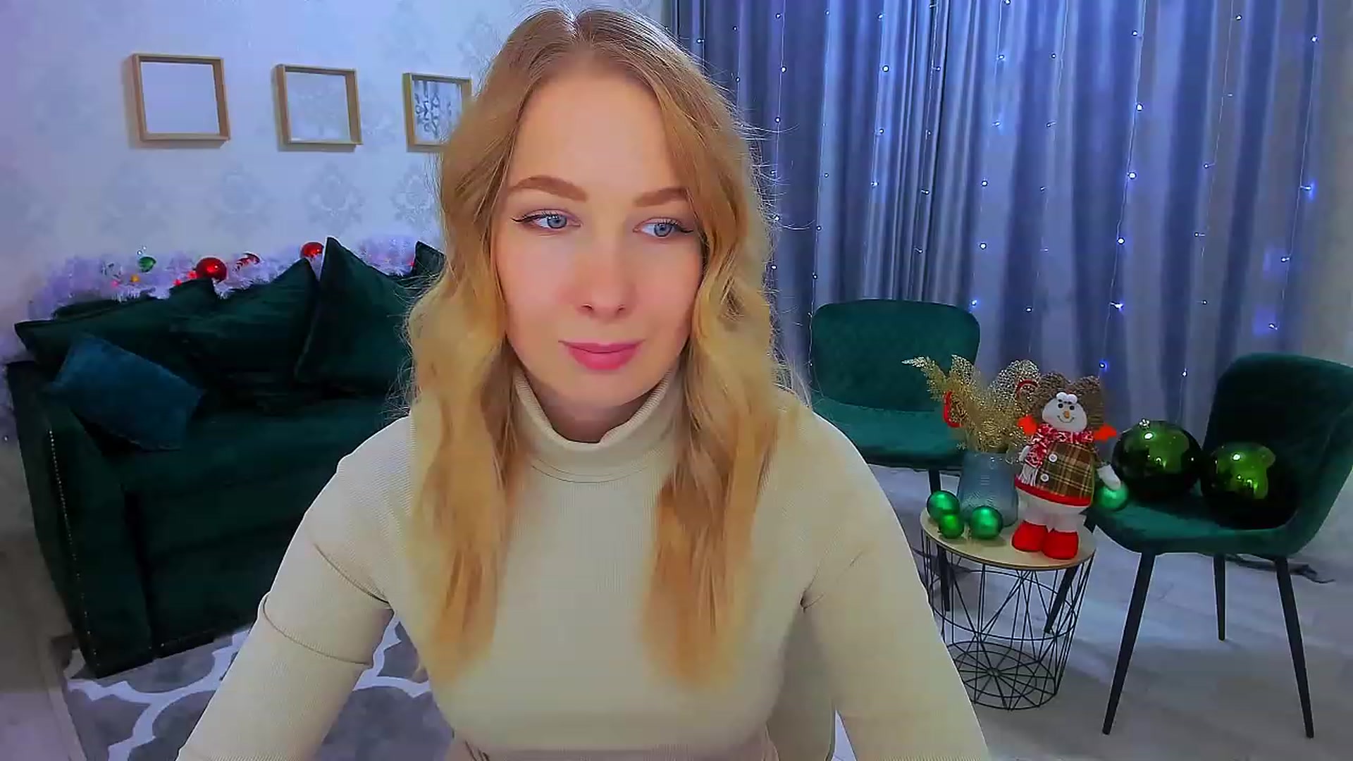 Gallery image thumbnail from ElegantLook's myfreecams stream on, 12/22/2022, 08:13 image 10 of 20
