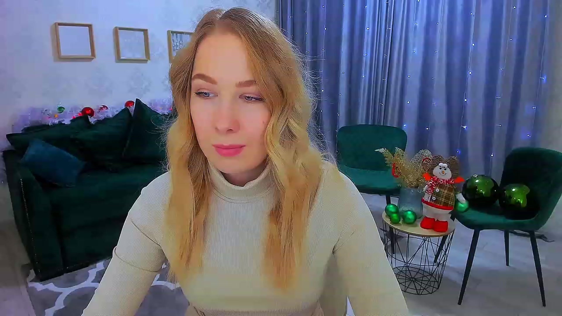 Gallery image thumbnail from ElegantLook's myfreecams stream on, 12/22/2022, 08:13 image 11 of 20