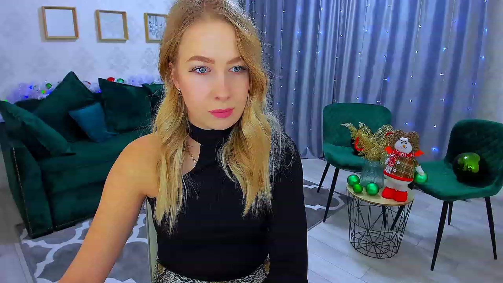 Gallery image thumbnail from ElegantLook's myfreecams stream on, 12/27/2022, 04:06 image 5 of 20