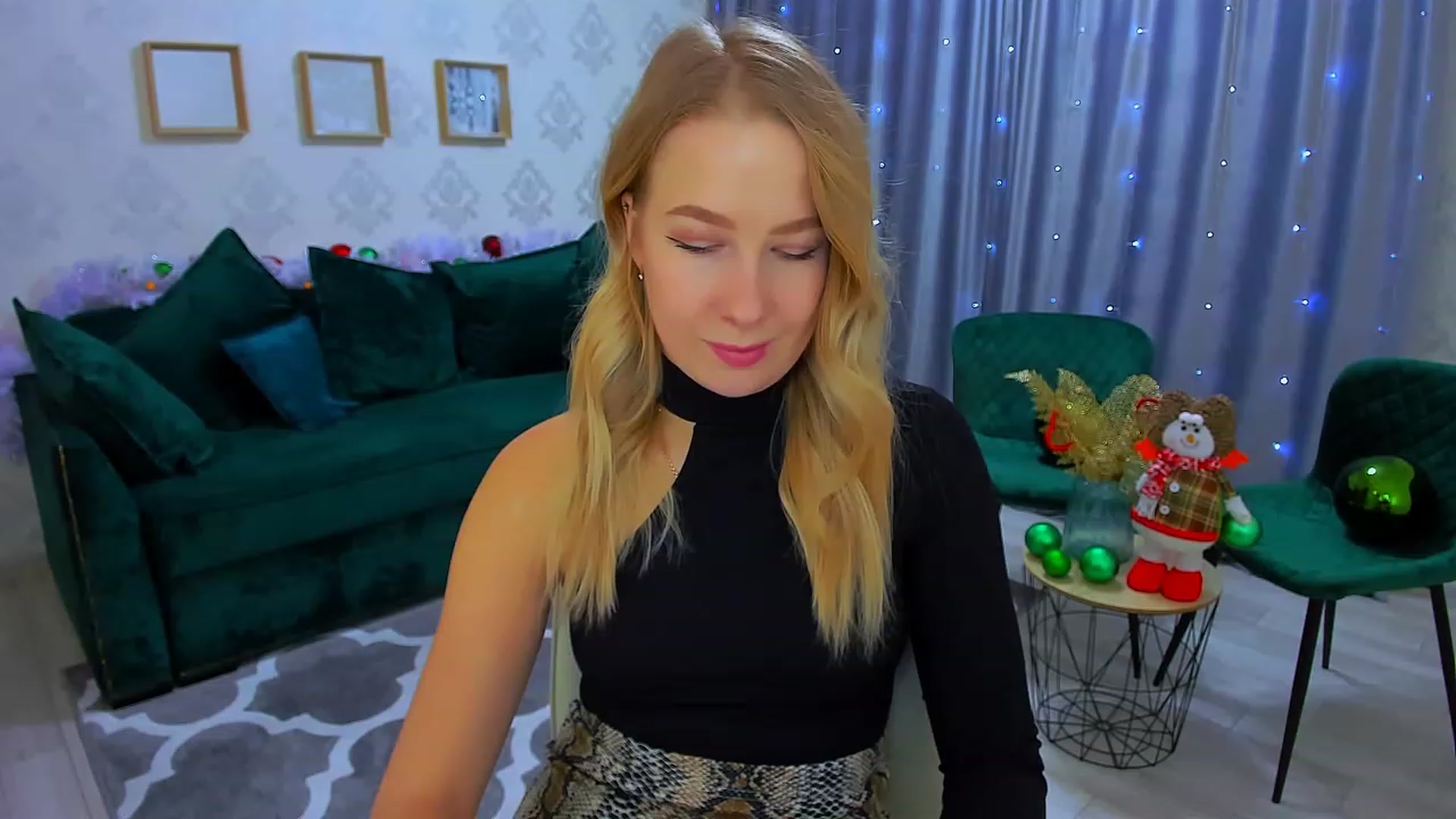 Gallery image thumbnail from ElegantLook's myfreecams stream on, 12/27/2022, 06:32 image 5 of 20