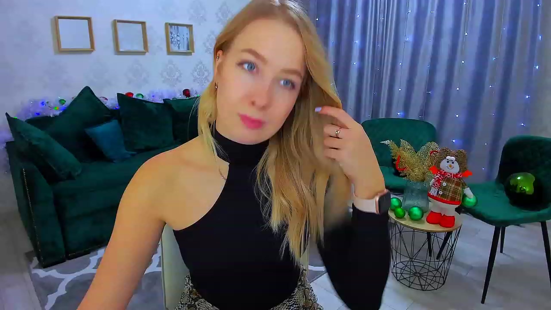 Gallery image thumbnail from ElegantLook's myfreecams stream on, 12/27/2022, 06:32 image 9 of 20