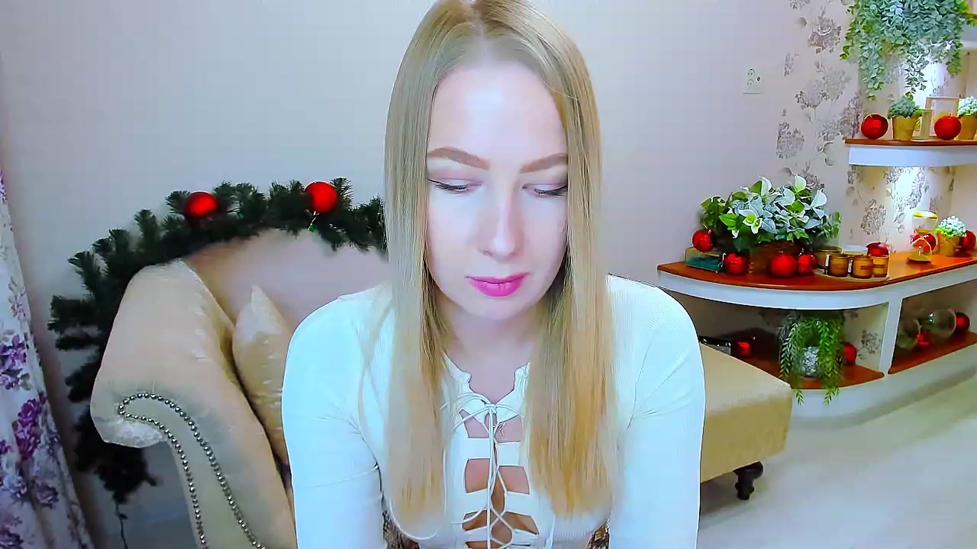 Gallery image thumbnail from ElegantLook's myfreecams stream on, 12/28/2022, 07:23 image 19 of 20