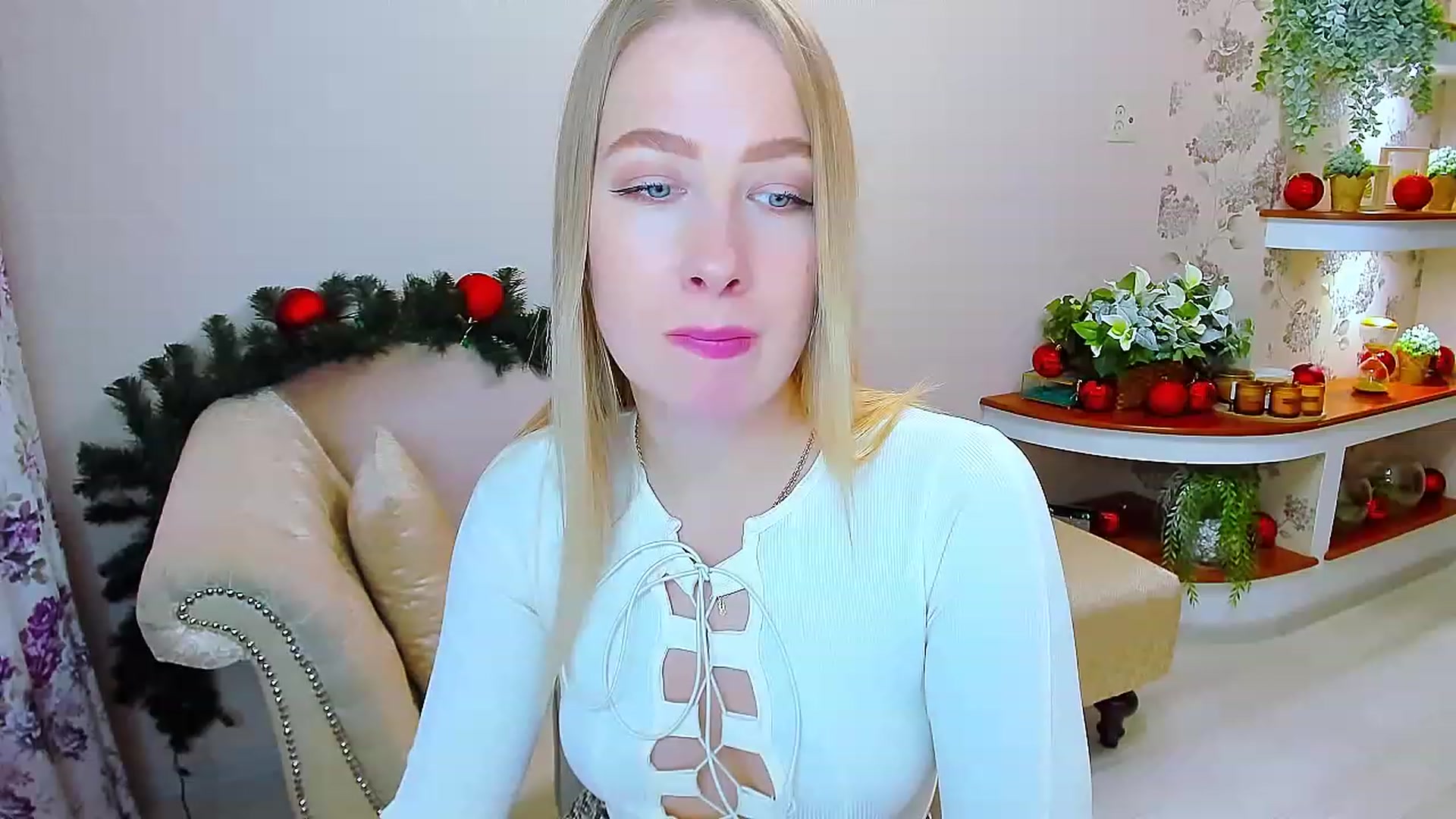 Gallery image thumbnail from ElegantLook's myfreecams stream on, 12/28/2022, 08:10 image 2 of 20