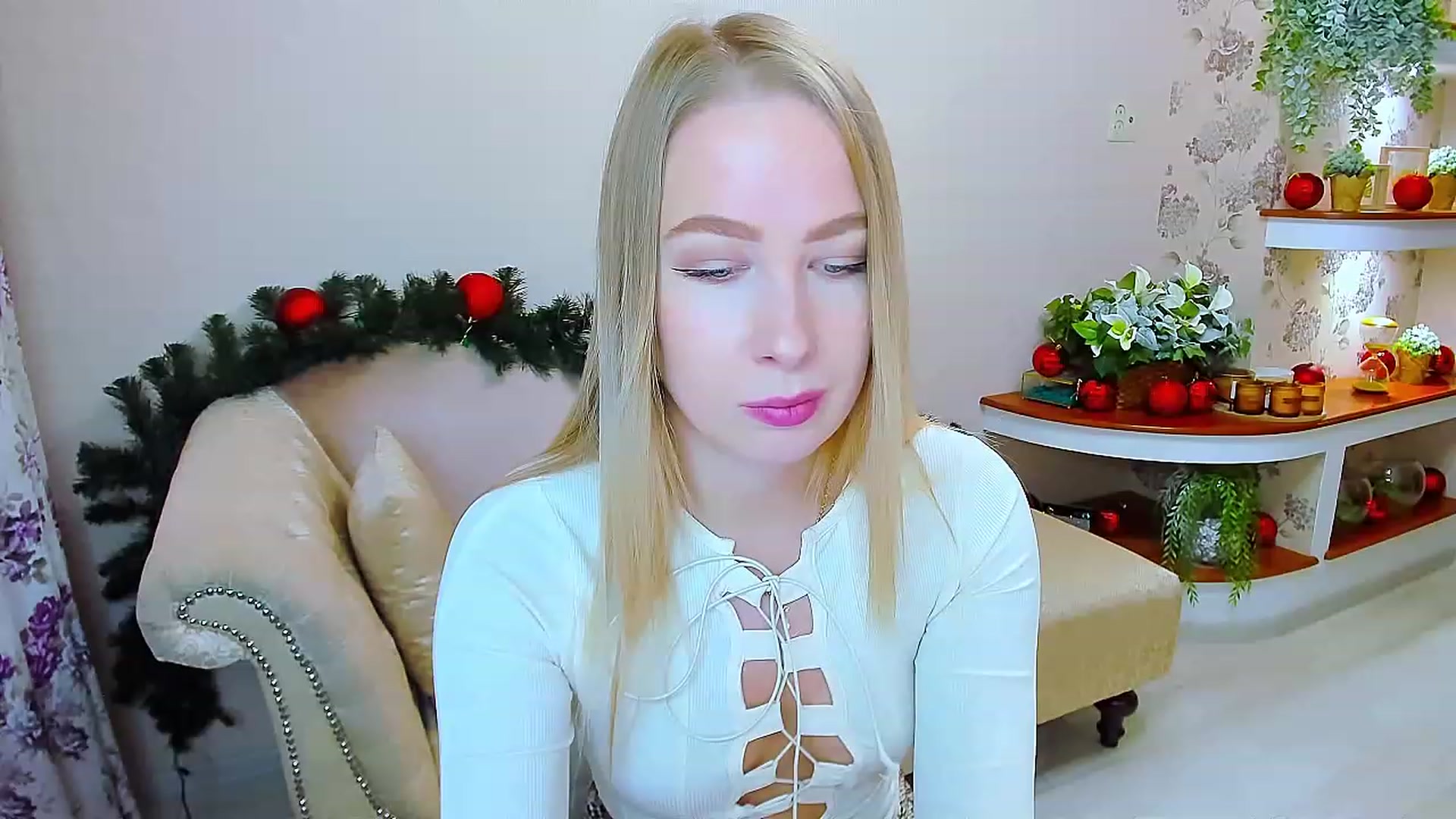 Gallery image thumbnail from ElegantLook's myfreecams stream on, 12/28/2022, 08:10 image 19 of 20