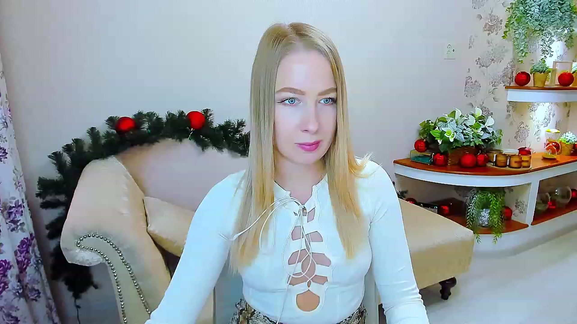 Gallery image thumbnail from ElegantLook's myfreecams stream on, 01/12/2023, 01:21 image 6 of 20