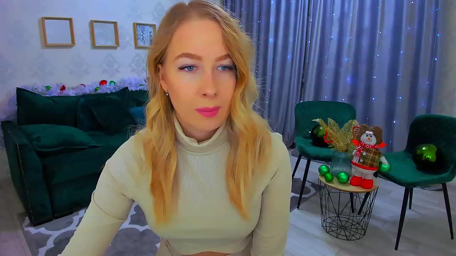 Gallery image thumbnail from ElegantLook's myfreecams stream on, 12/29/2022, 09:15 image 17 of 20