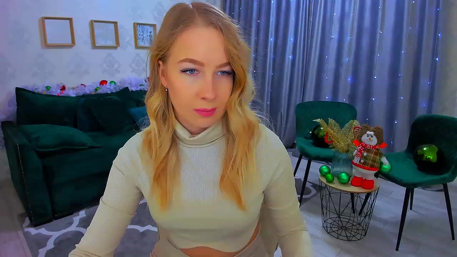 Gallery image thumbnail from ElegantLook's myfreecams stream on, 12/29/2022, 09:15 image 2 of 20