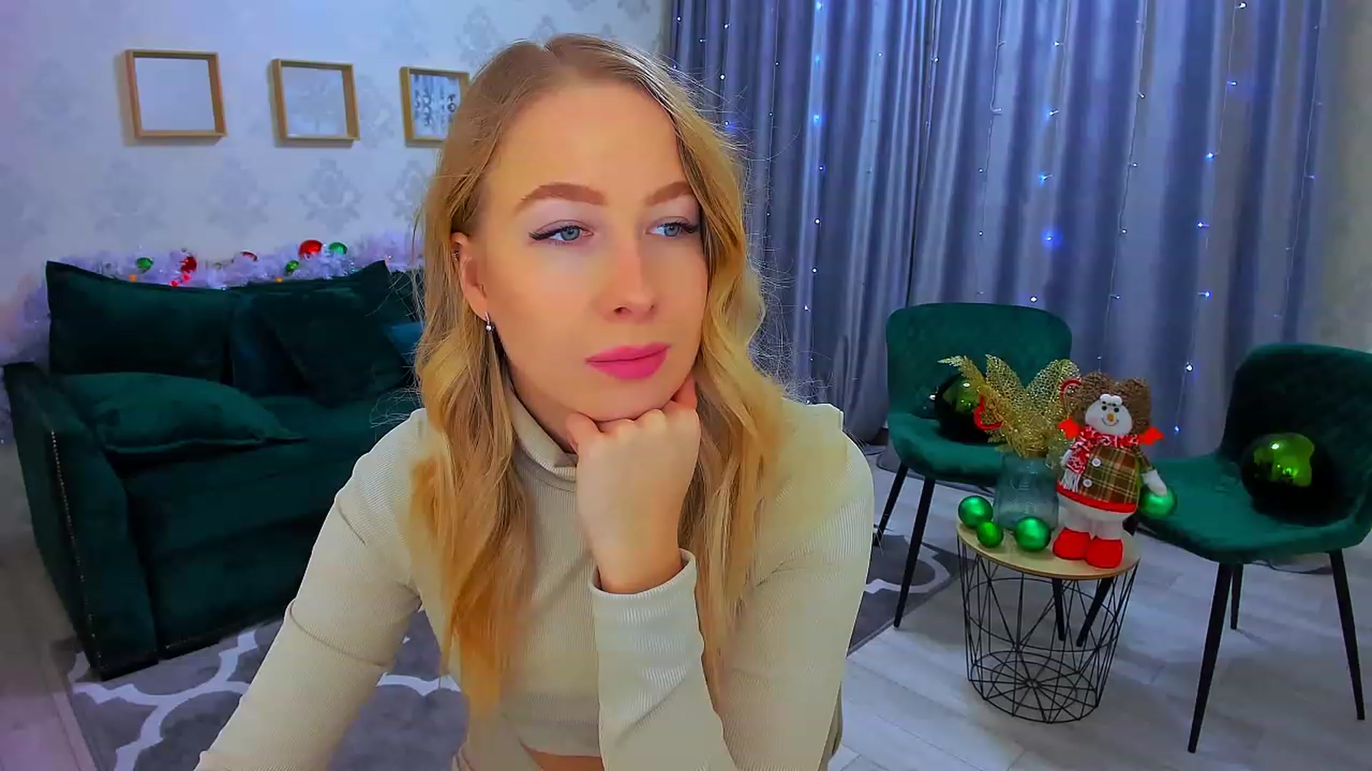 Gallery image thumbnail from ElegantLook's myfreecams stream on, 12/29/2022, 09:15 image 5 of 20