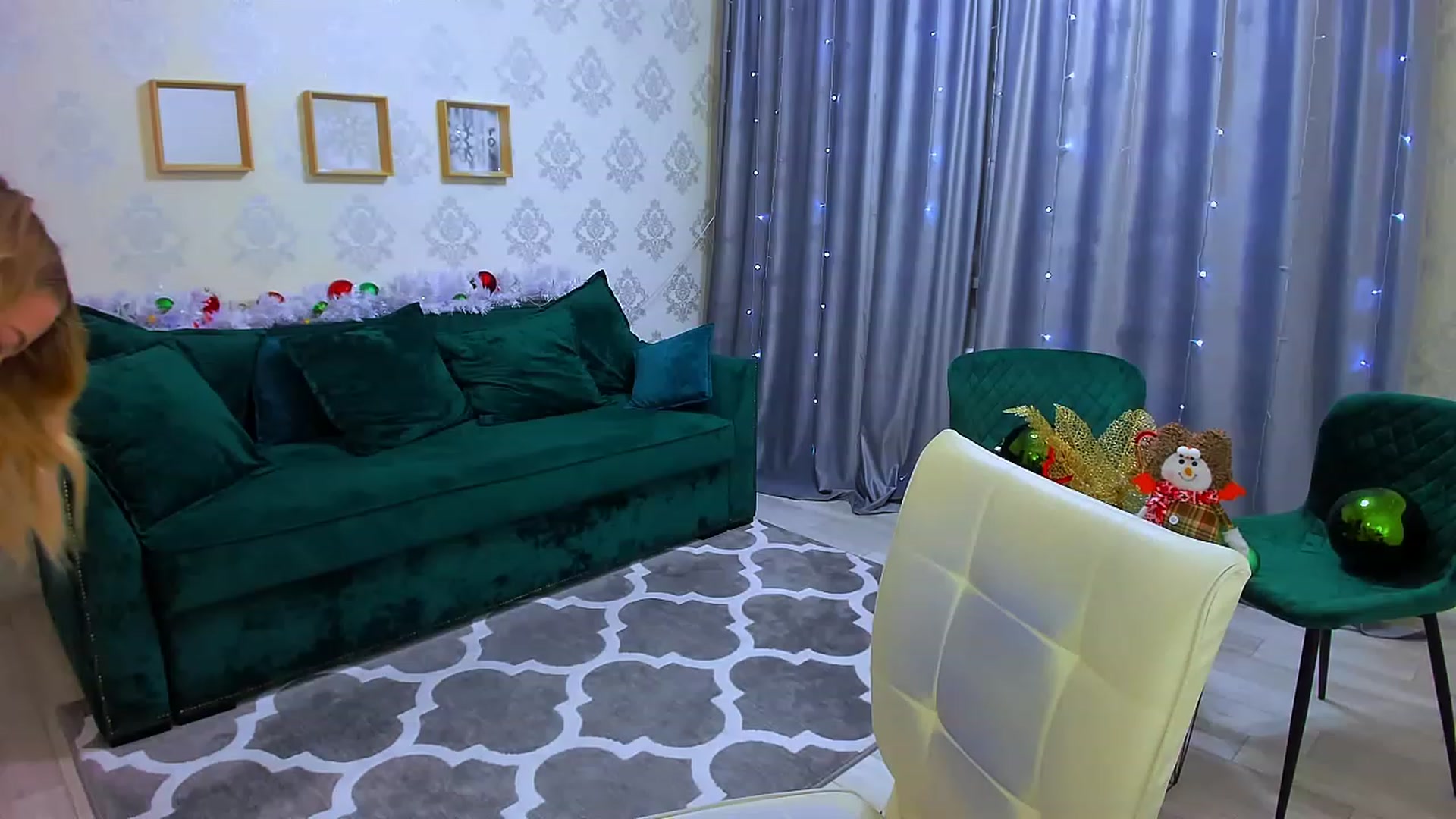 Gallery image thumbnail from ElegantLook's myfreecams stream on, 12/29/2022, 11:17 image 5 of 20