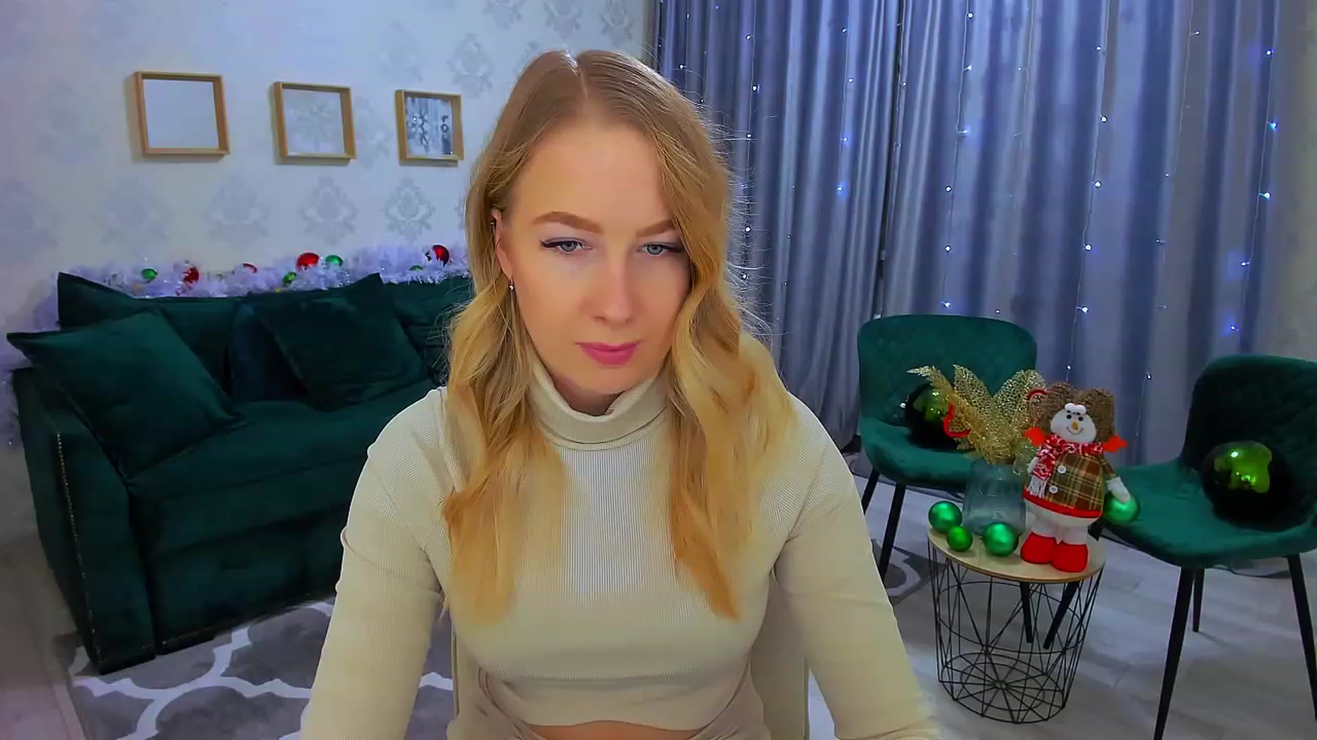 Gallery image thumbnail from ElegantLook's myfreecams stream on, 12/29/2022, 11:17 image 19 of 20