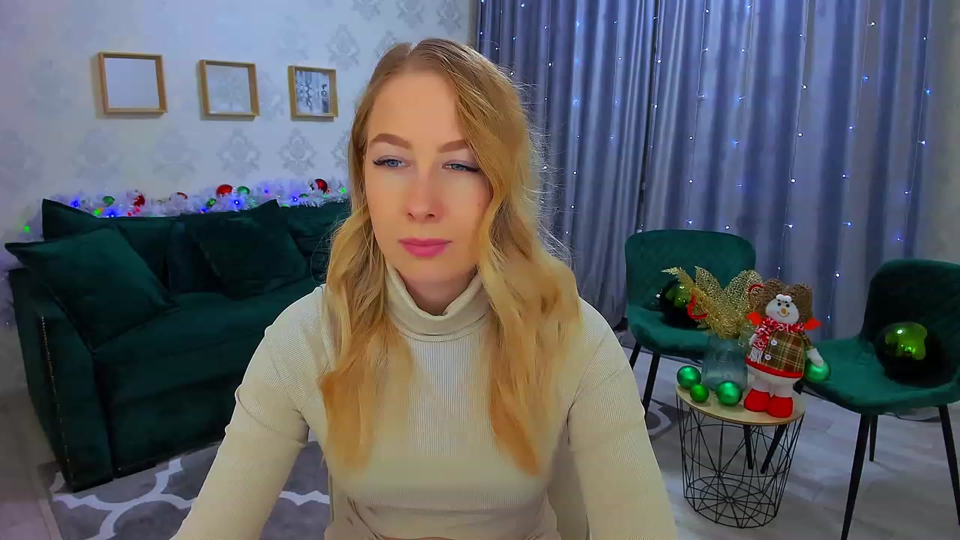 Gallery image thumbnail from ElegantLook's myfreecams stream on, 12/29/2022, 11:17 image 18 of 20