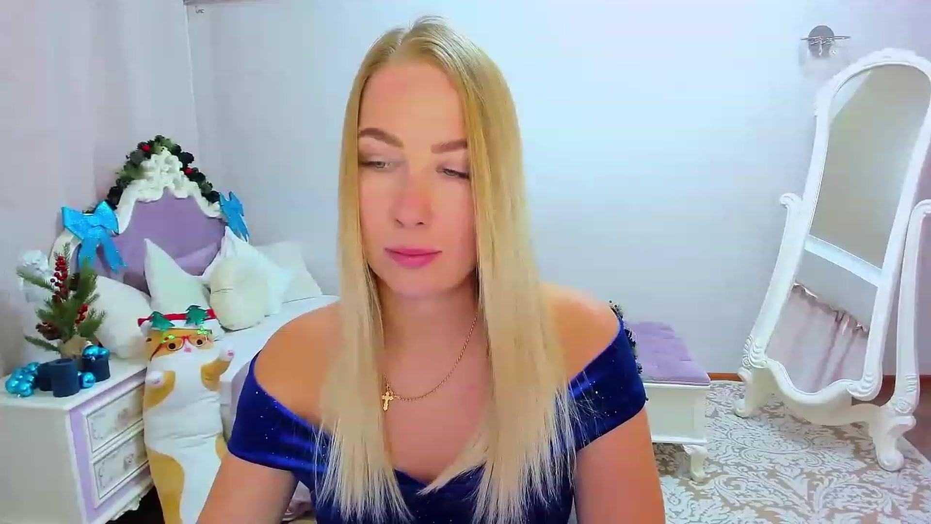 Gallery image thumbnail from ElegantLook's myfreecams stream on, 01/16/2023, 06:00 image 17 of 20