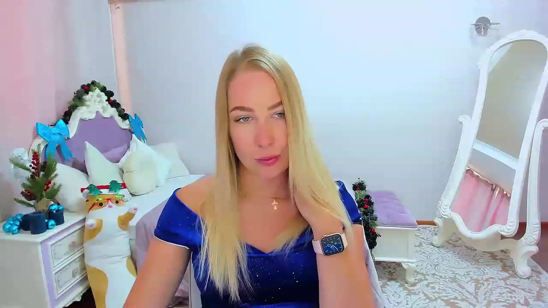 Gallery image thumbnail from ElegantLook's myfreecams stream on, 01/16/2023, 06:00 image 4 of 20