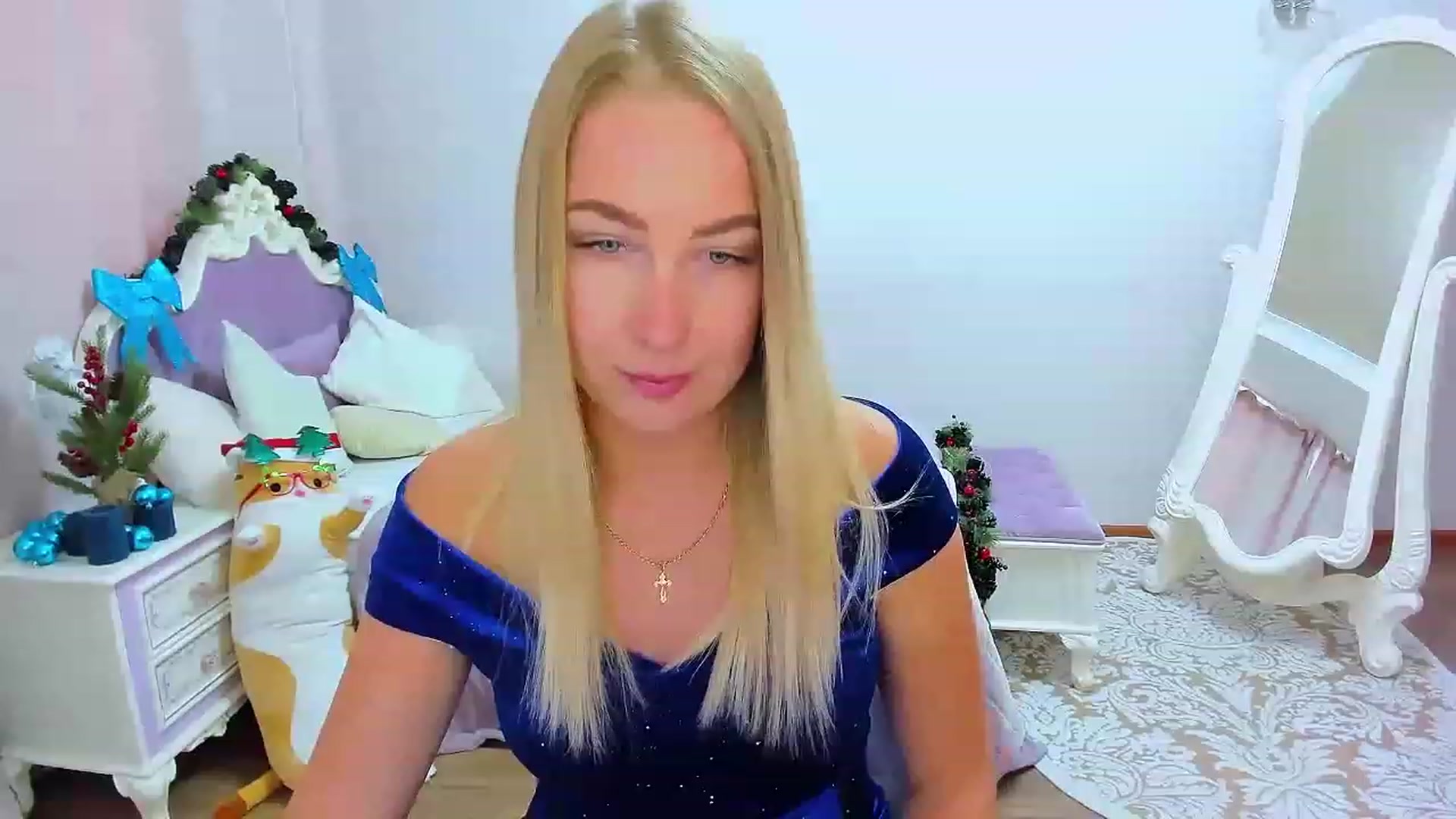 Gallery image thumbnail from ElegantLook's myfreecams stream on, 01/16/2023, 08:19 image 6 of 20