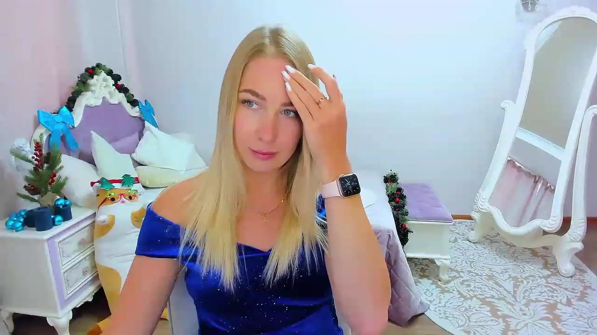 Gallery image thumbnail from ElegantLook's myfreecams stream on, 01/16/2023, 08:19 image 15 of 20