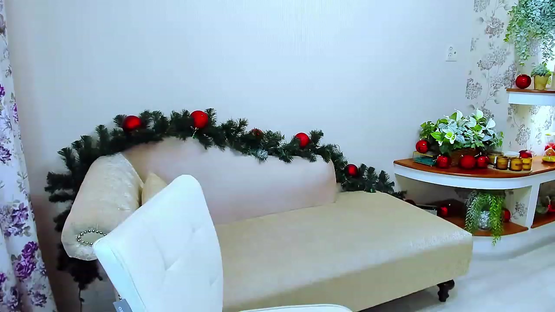 Gallery image thumbnail from ElegantLook's myfreecams stream on, 01/17/2023, 06:12 image 14 of 20