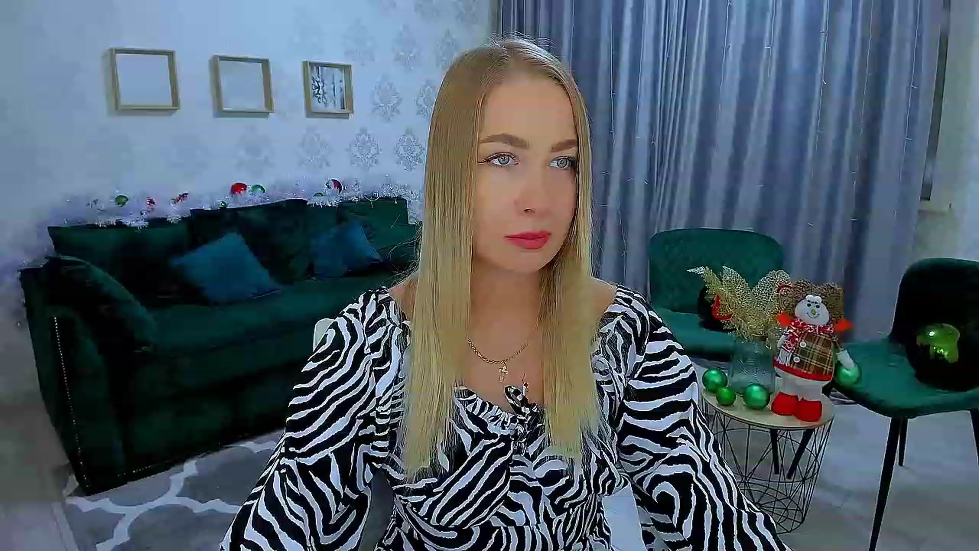 Gallery image thumbnail from ElegantLook's myfreecams stream on, 01/18/2023, 06:02 image 18 of 20