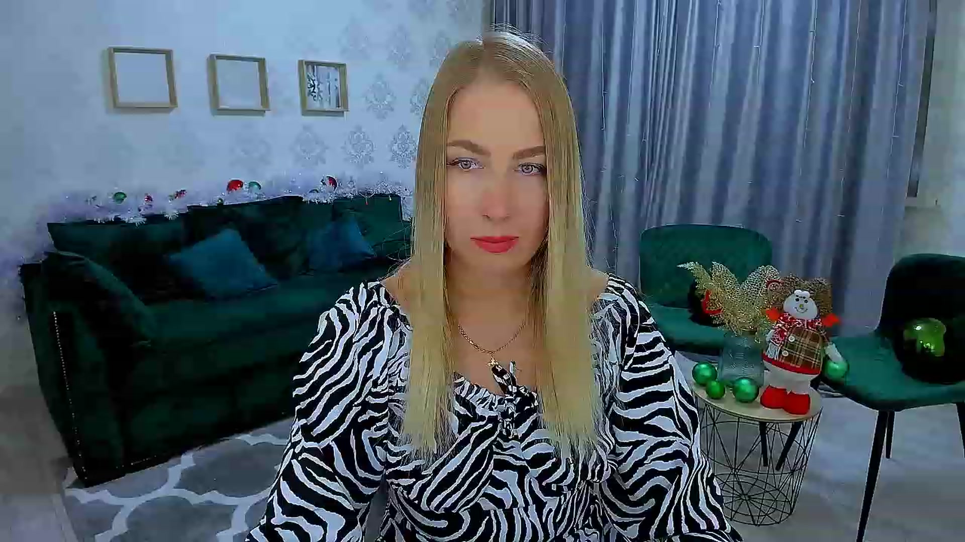 Gallery image thumbnail from ElegantLook's myfreecams stream on, 01/18/2023, 06:02 image 6 of 20