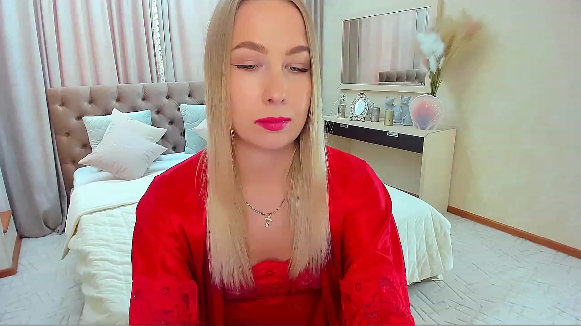 Gallery image thumbnail from ElegantLook's myfreecams stream on, 01/23/2023, 08:24 image 16 of 20