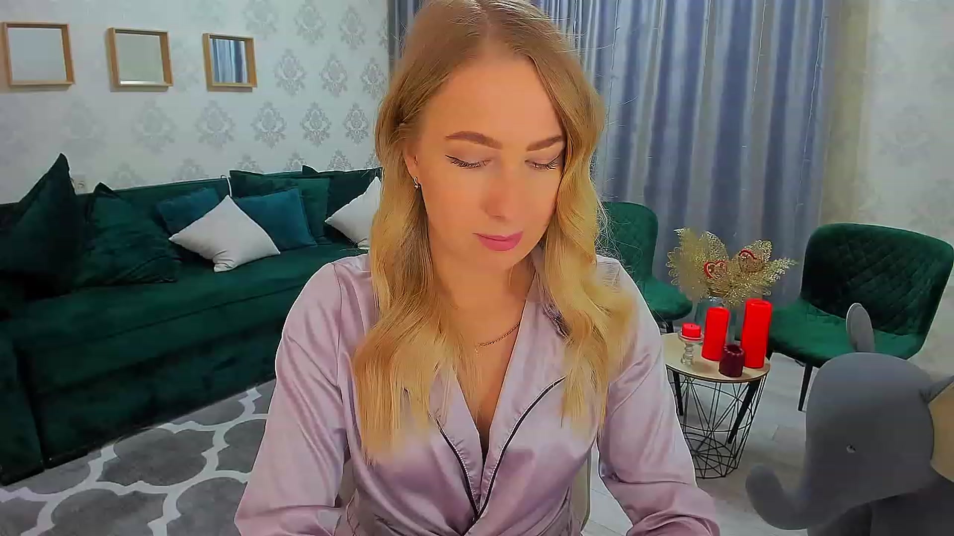 Gallery image thumbnail from ElegantLook's myfreecams stream on, 01/31/2023, 06:43 image 2 of 20