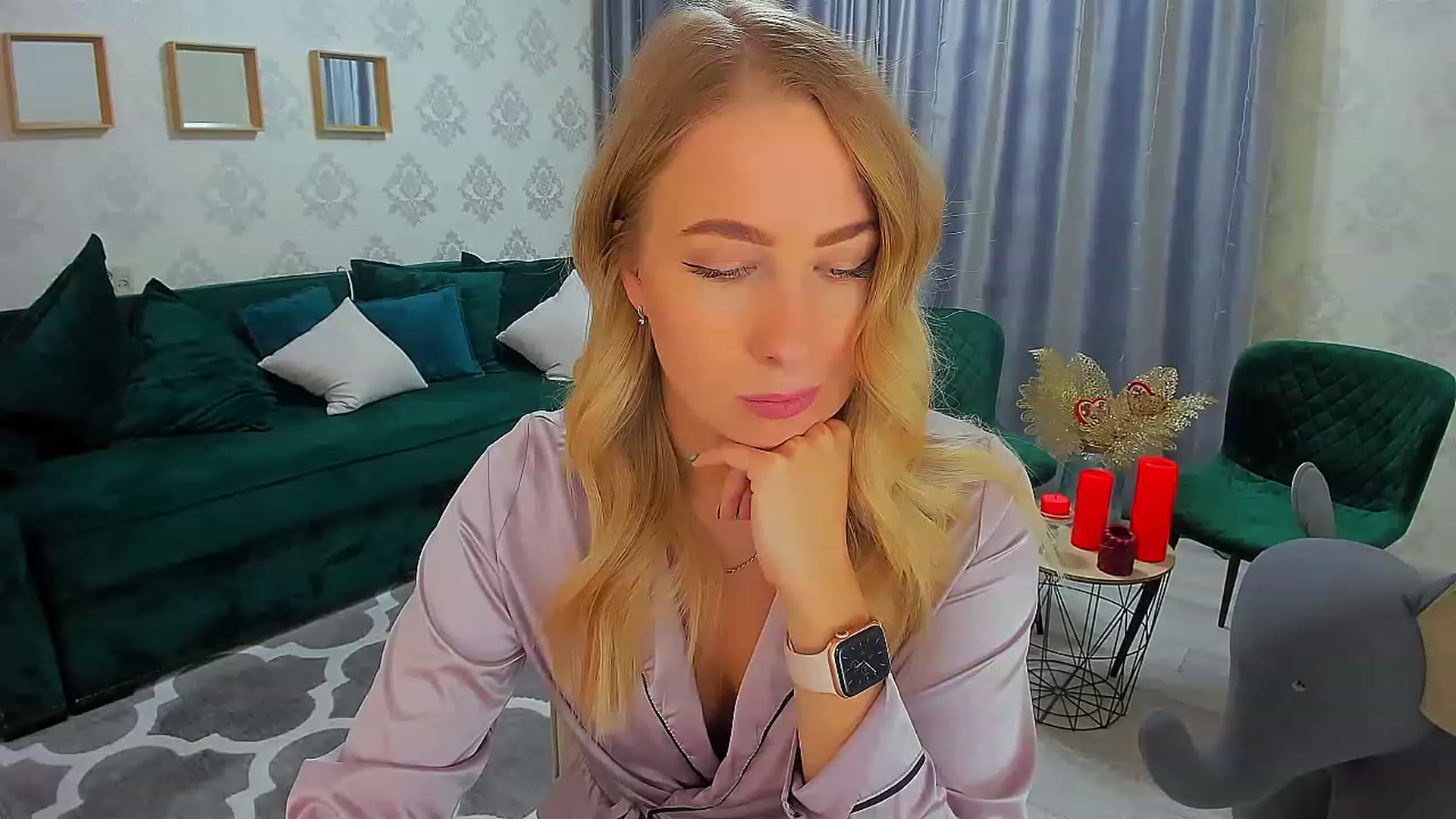 Gallery image thumbnail from ElegantLook's myfreecams stream on, 01/31/2023, 06:43 image 19 of 20