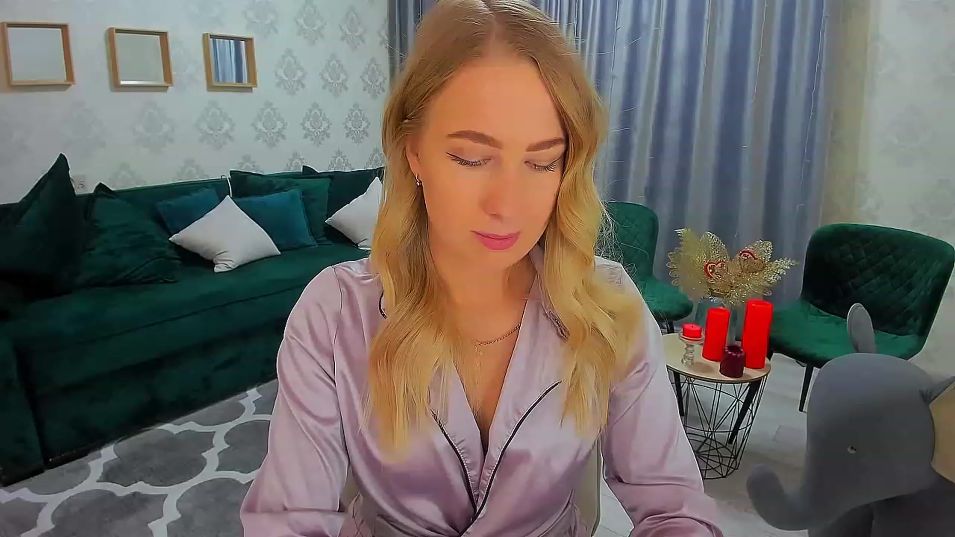 Gallery image thumbnail from ElegantLook's myfreecams stream on, 01/31/2023, 06:43 image 1 of 20