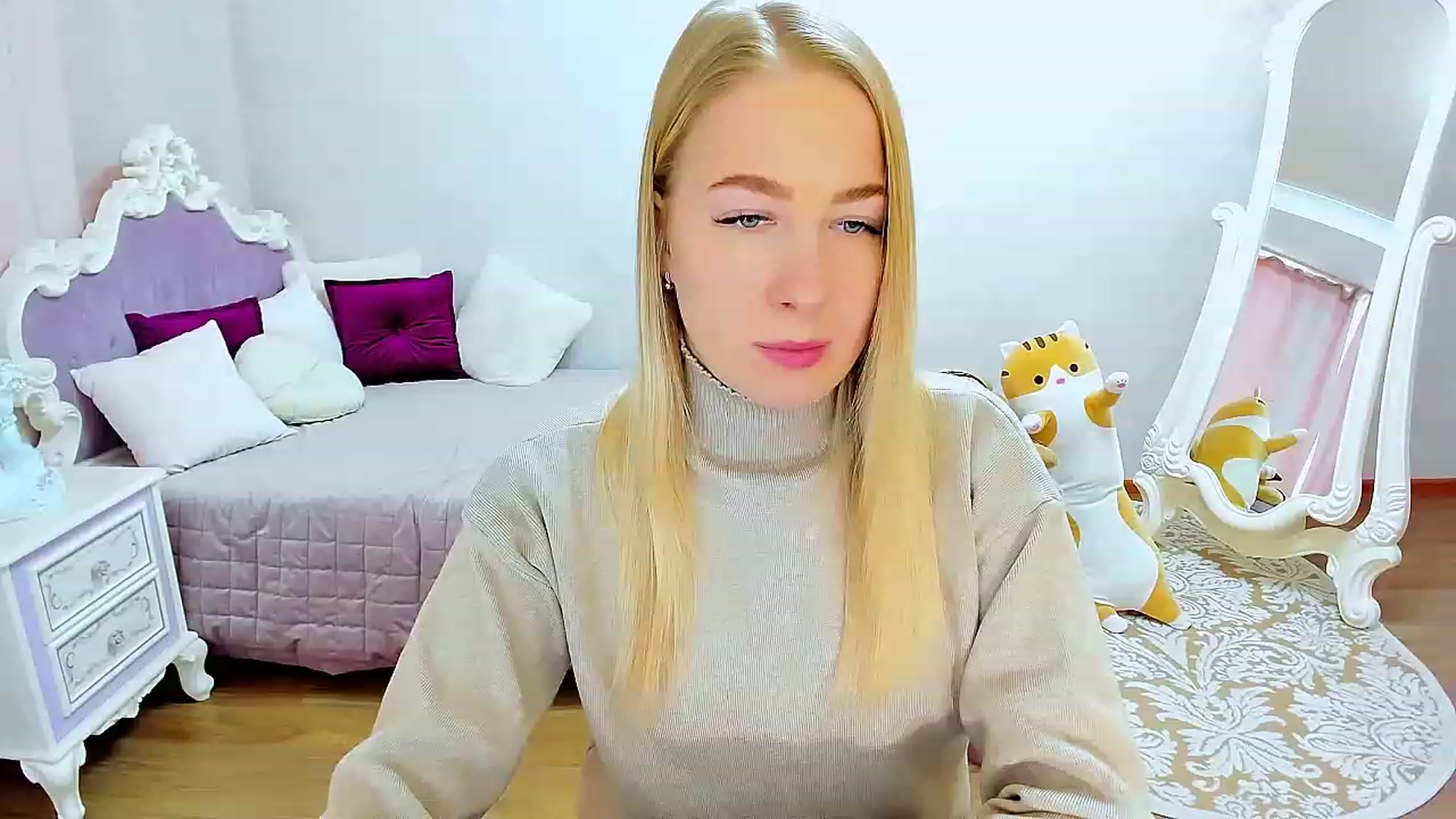 Gallery image thumbnail from ElegantLook's myfreecams stream on, 02/01/2023, 08:43 image 6 of 20