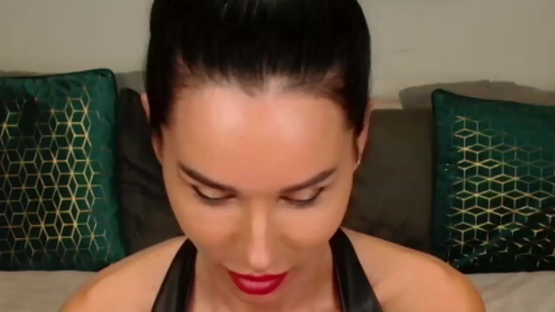 Gallery image thumbnail from ElegantMilena's myfreecams stream on, 02/26/2023, 19:39 image 14 of 20