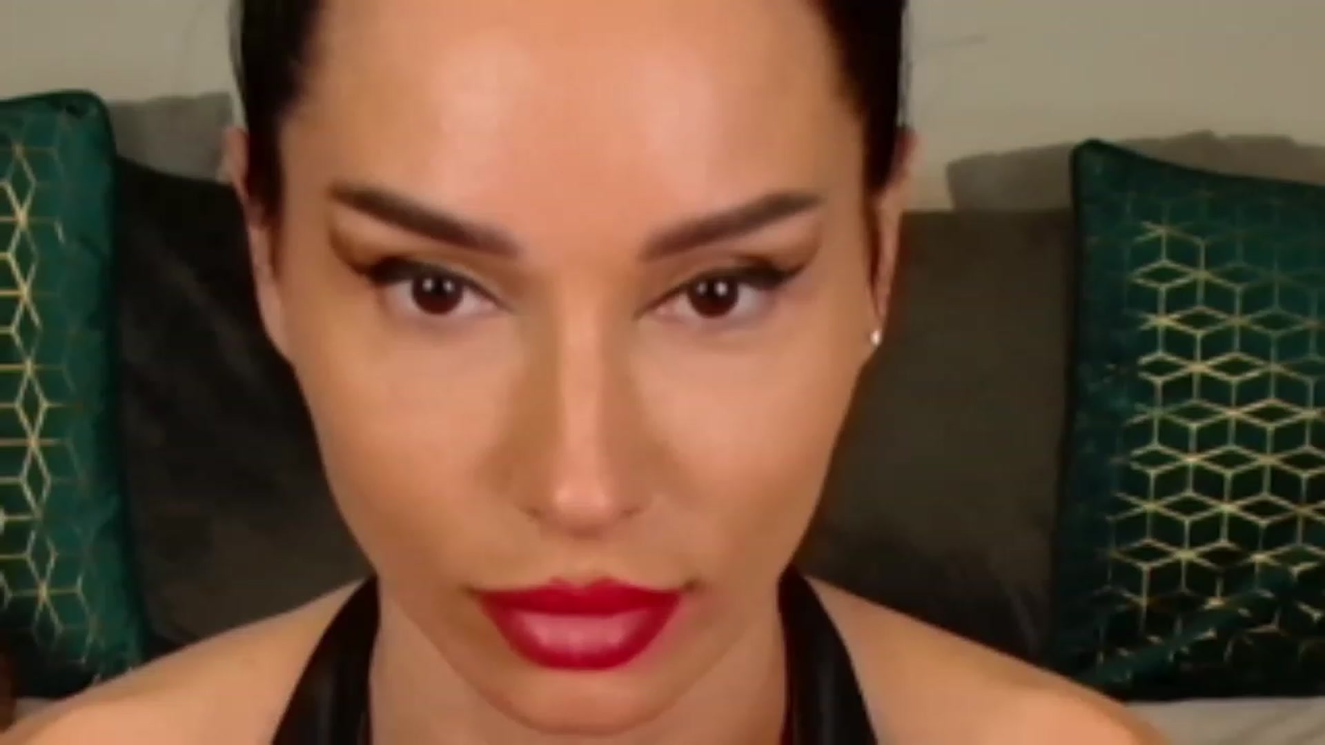 Gallery image thumbnail from ElegantMilena's myfreecams stream on, 02/26/2023, 19:39 image 8 of 20
