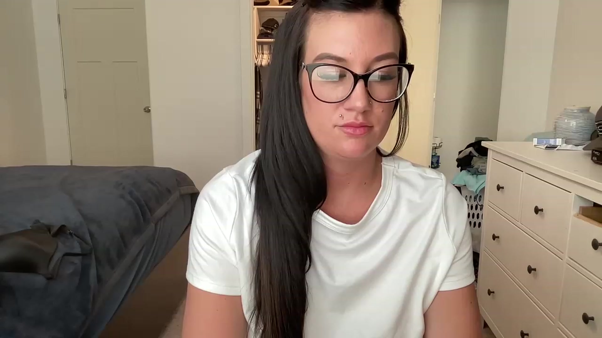 Gallery image thumbnail from Elektraaa69's myfreecams stream on, 03/15/2023, 17:41 image 16 of 20
