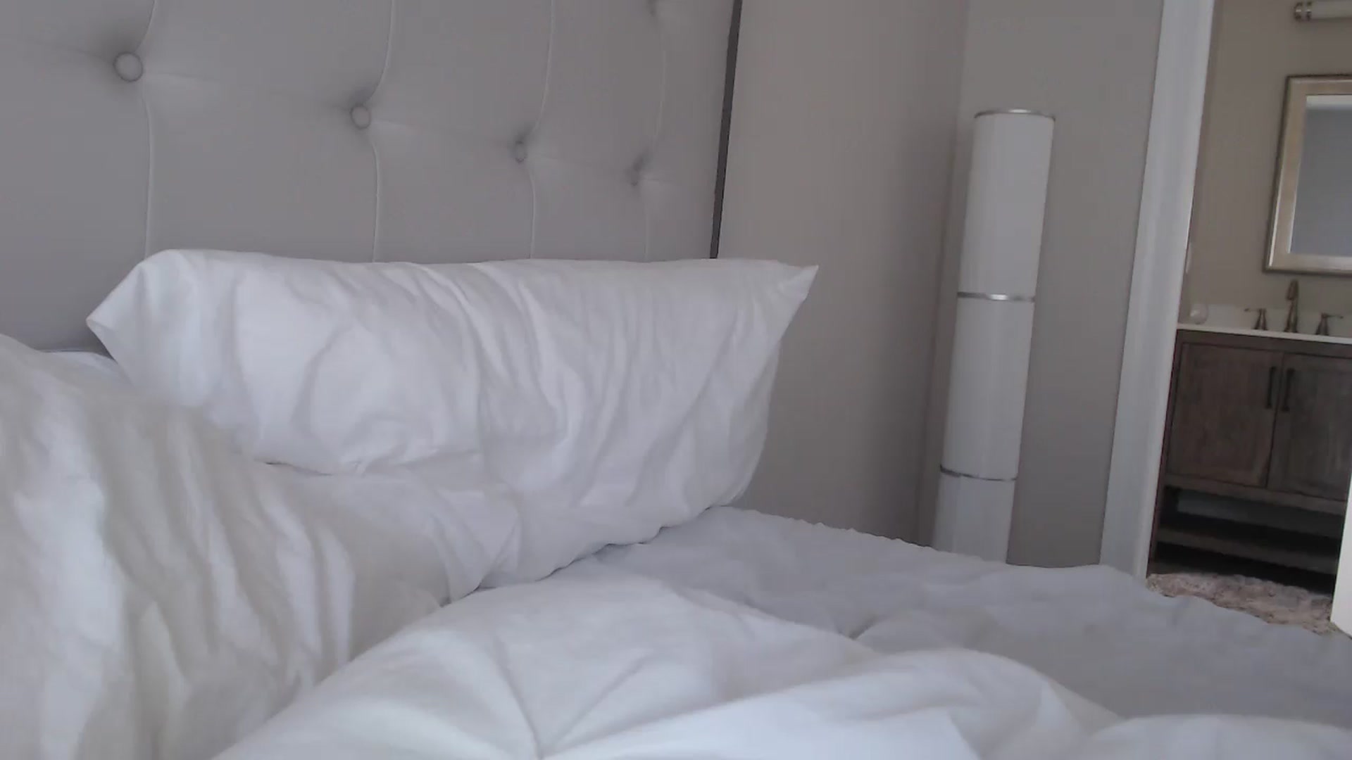 Gallery image thumbnail from Elena45's myfreecams stream on, 07/11/2024, 14:35 image 16 of 20