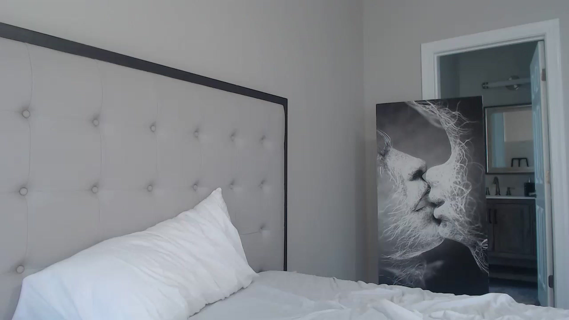 Gallery image thumbnail from Elena45's myfreecams stream on, 07/17/2024, 15:45 image 20 of 20