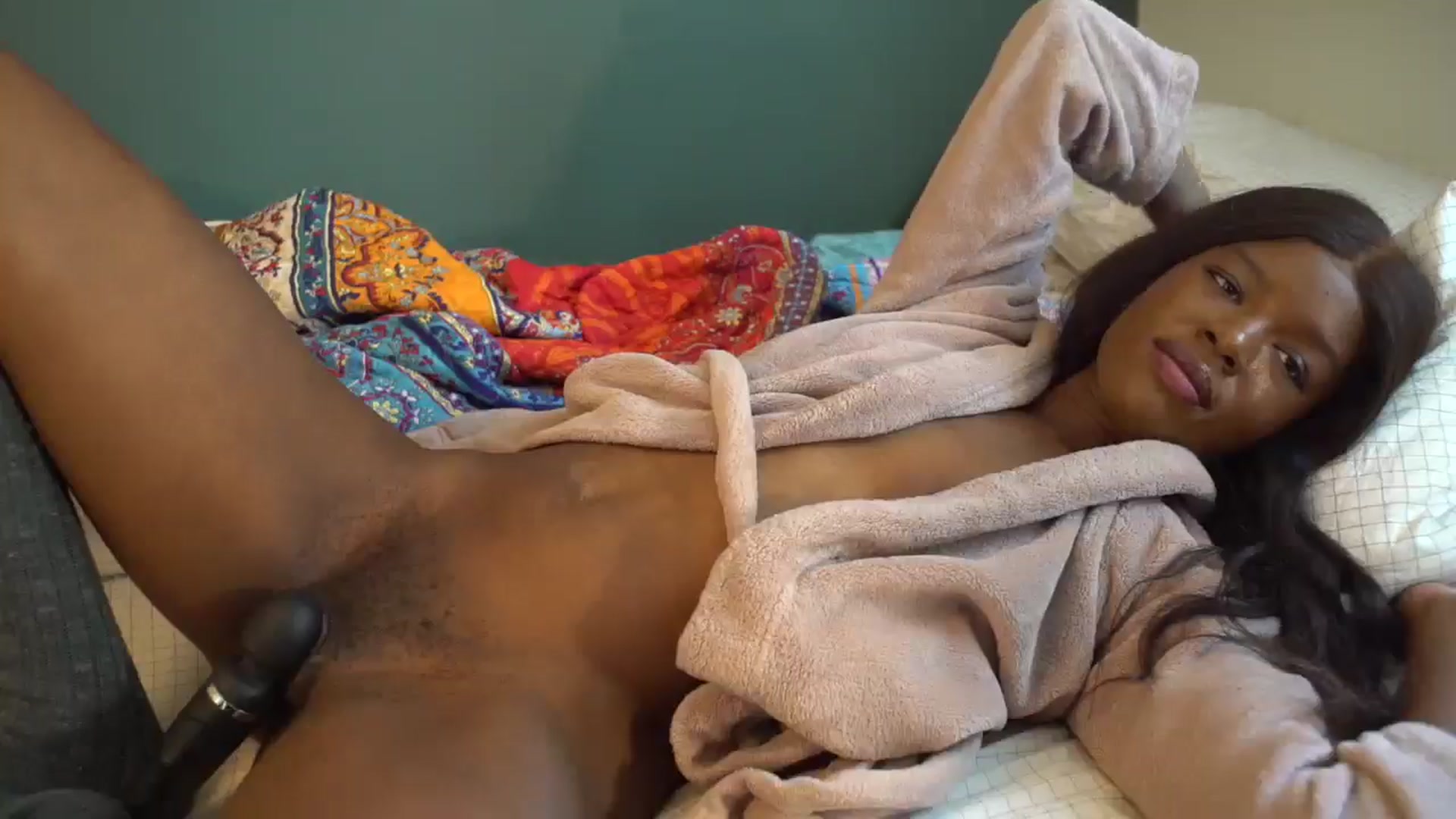 Gallery image thumbnail from ElenaMint's myfreecams stream on, 08/26/2025, 16:50 image 15 of 20