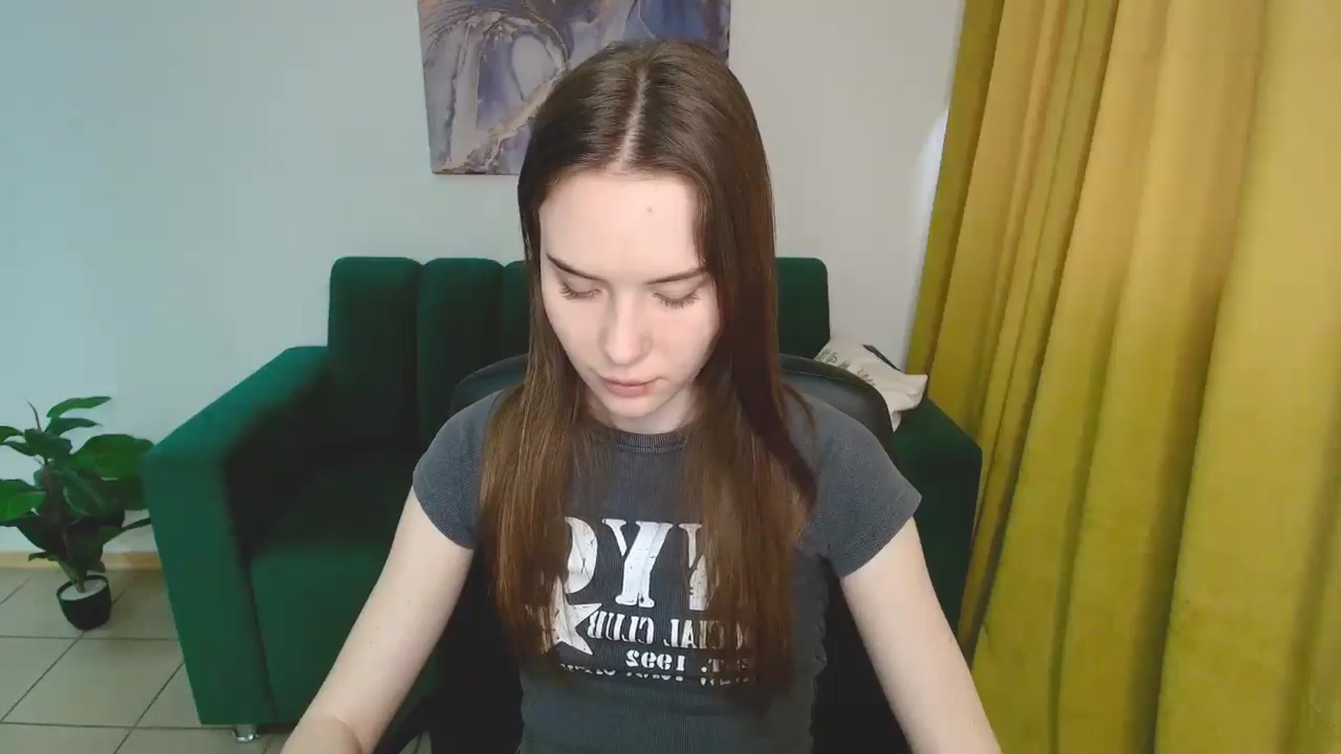 Gallery image thumbnail from ElenaOconar's myfreecams stream on, 05/12/2025, 09:00 image 3 of 20