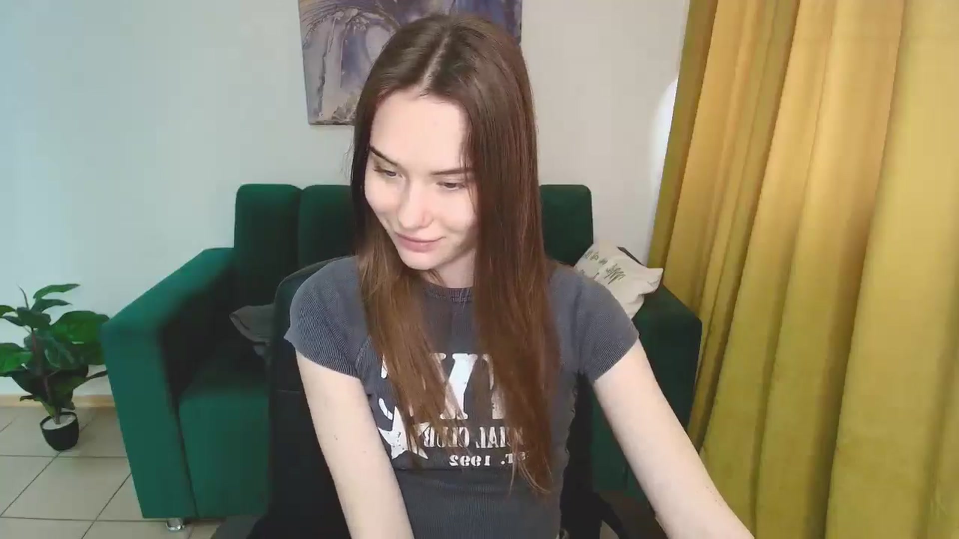 Gallery image thumbnail from ElenaOconar's myfreecams stream on, 05/12/2025, 09:00 image 13 of 20
