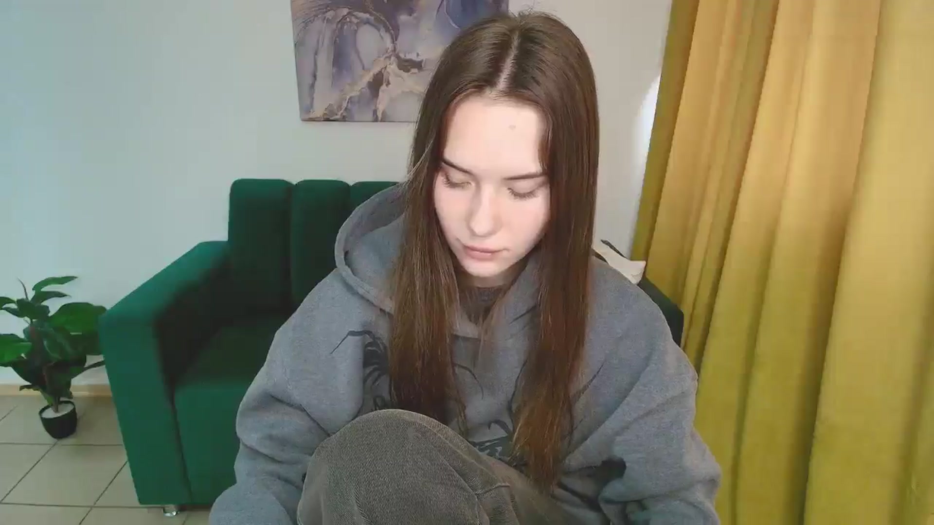 Gallery image thumbnail from ElenaOconar's myfreecams stream on, 05/12/2025, 09:00 image 12 of 20