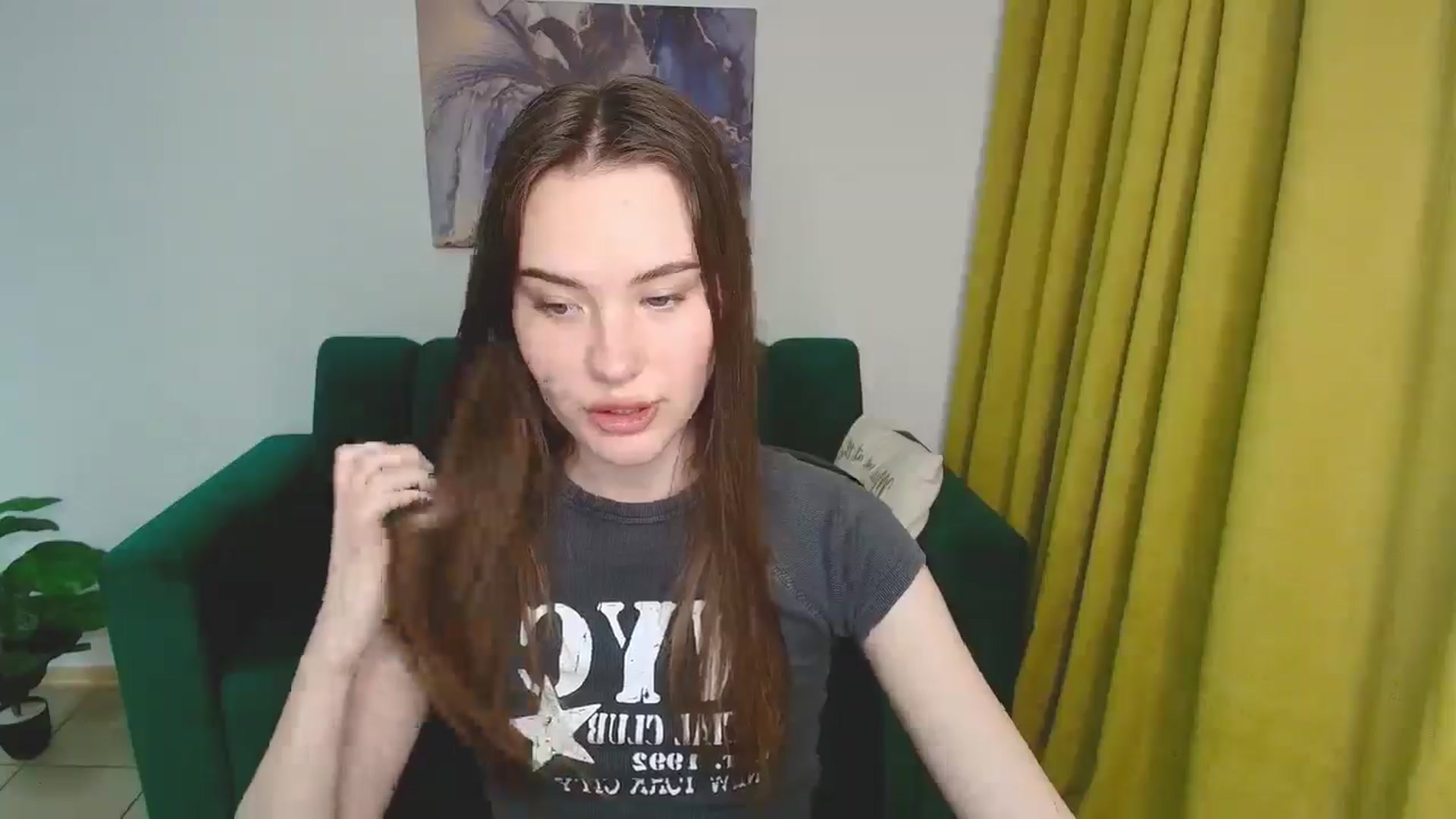 Gallery image thumbnail from ElenaOconar's myfreecams stream on, 05/13/2025, 17:59 image 16 of 20