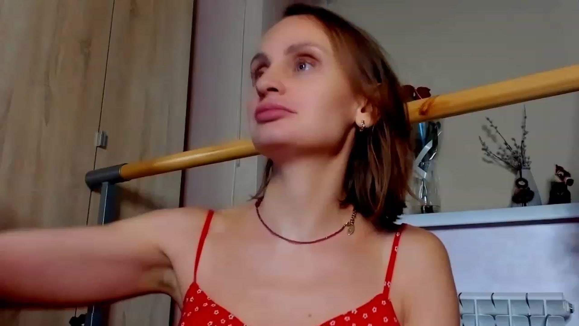 Gallery image thumbnail from Elenapre's myfreecams stream on, 12/26/2022, 10:50 image 6 of 20