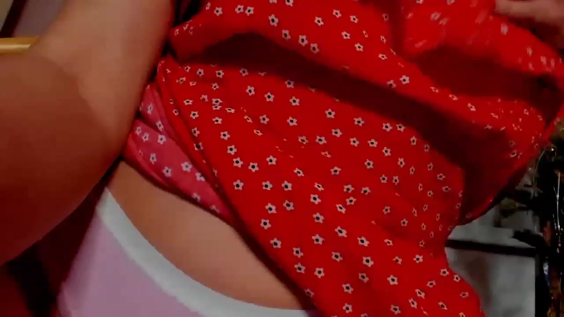 Gallery image thumbnail from Elenapre's myfreecams stream on, 12/26/2022, 12:30 image 13 of 20