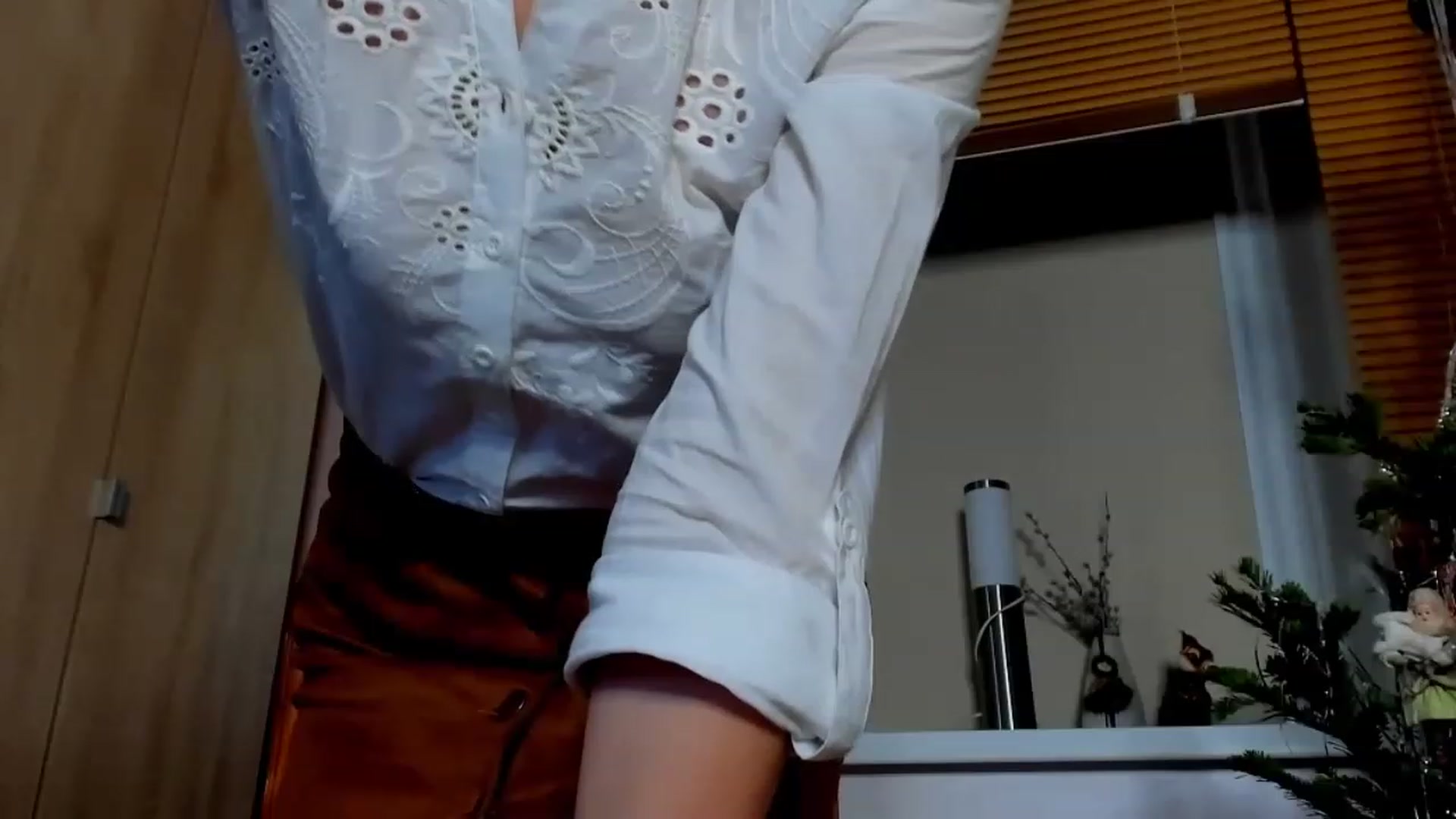 Gallery image thumbnail from Elenapre's myfreecams stream on, 01/02/2023, 10:58 image 11 of 20