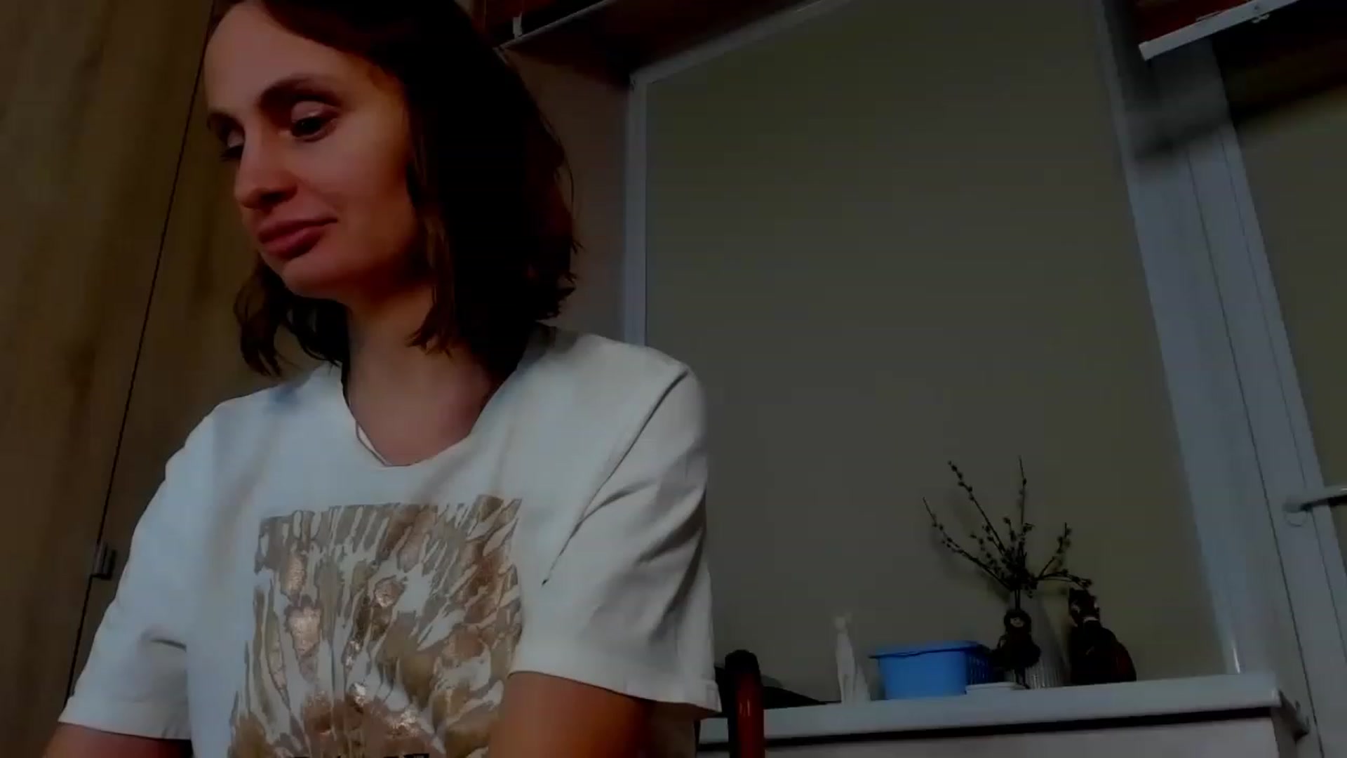 Gallery image thumbnail from Elenapre's myfreecams stream on, 02/04/2023, 09:50 image 4 of 20
