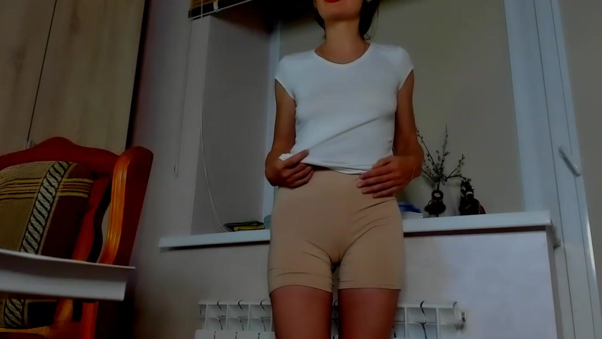 Gallery image thumbnail from Elenapre's myfreecams stream on, 02/16/2023, 07:48 image 5 of 20