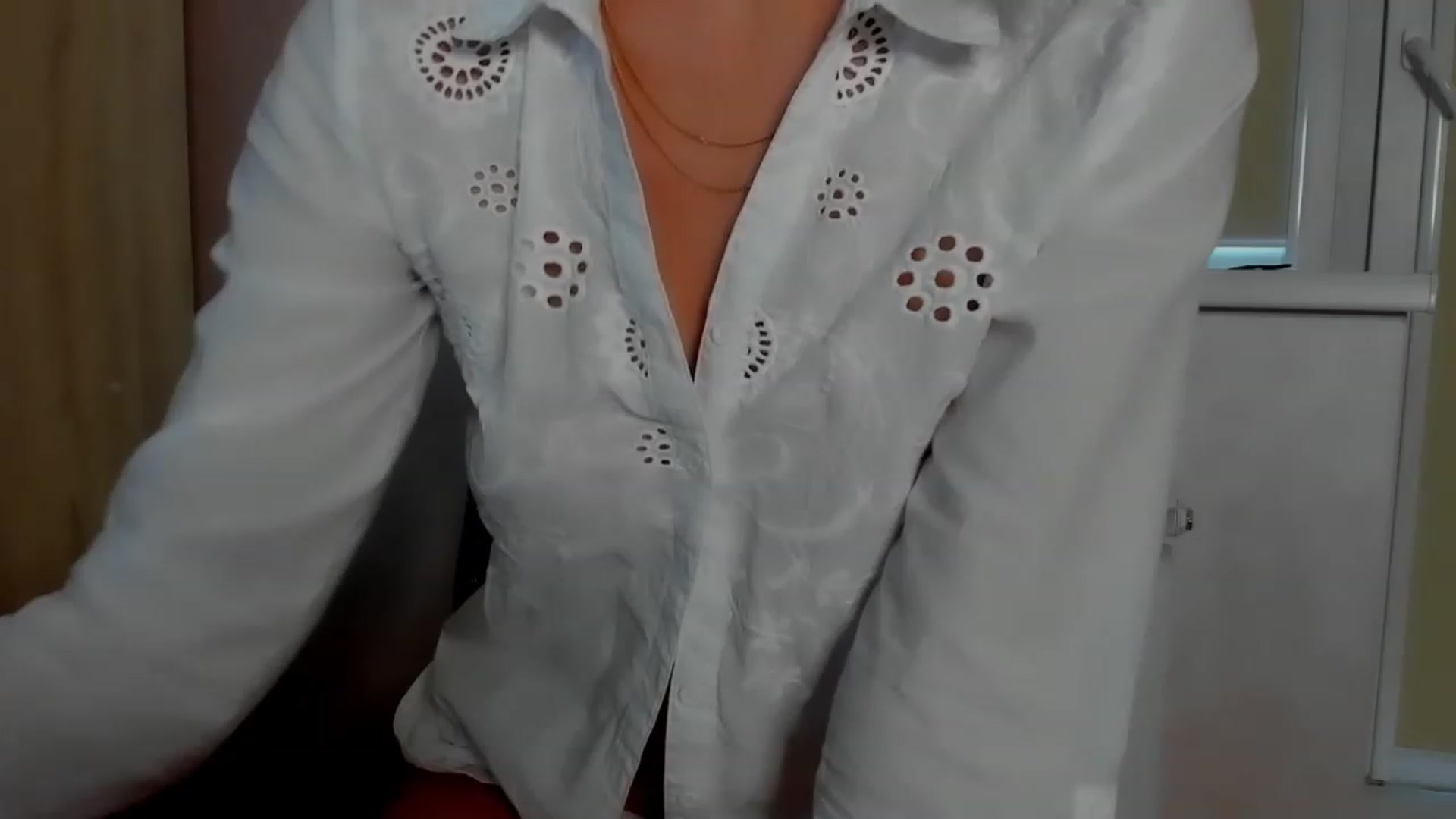 Gallery image thumbnail from Elenapre's myfreecams stream on, 02/27/2023, 07:52 image 10 of 20