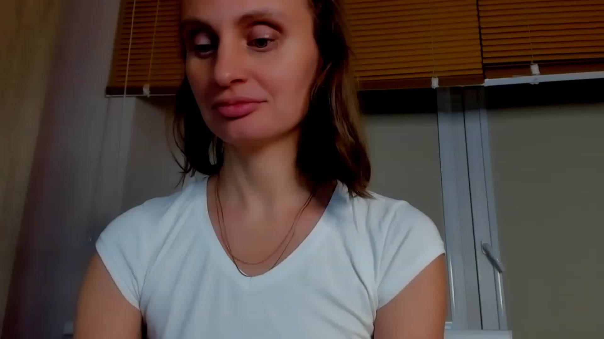 Gallery image thumbnail from Elenapre's myfreecams stream on, 03/04/2023, 09:47 image 18 of 20