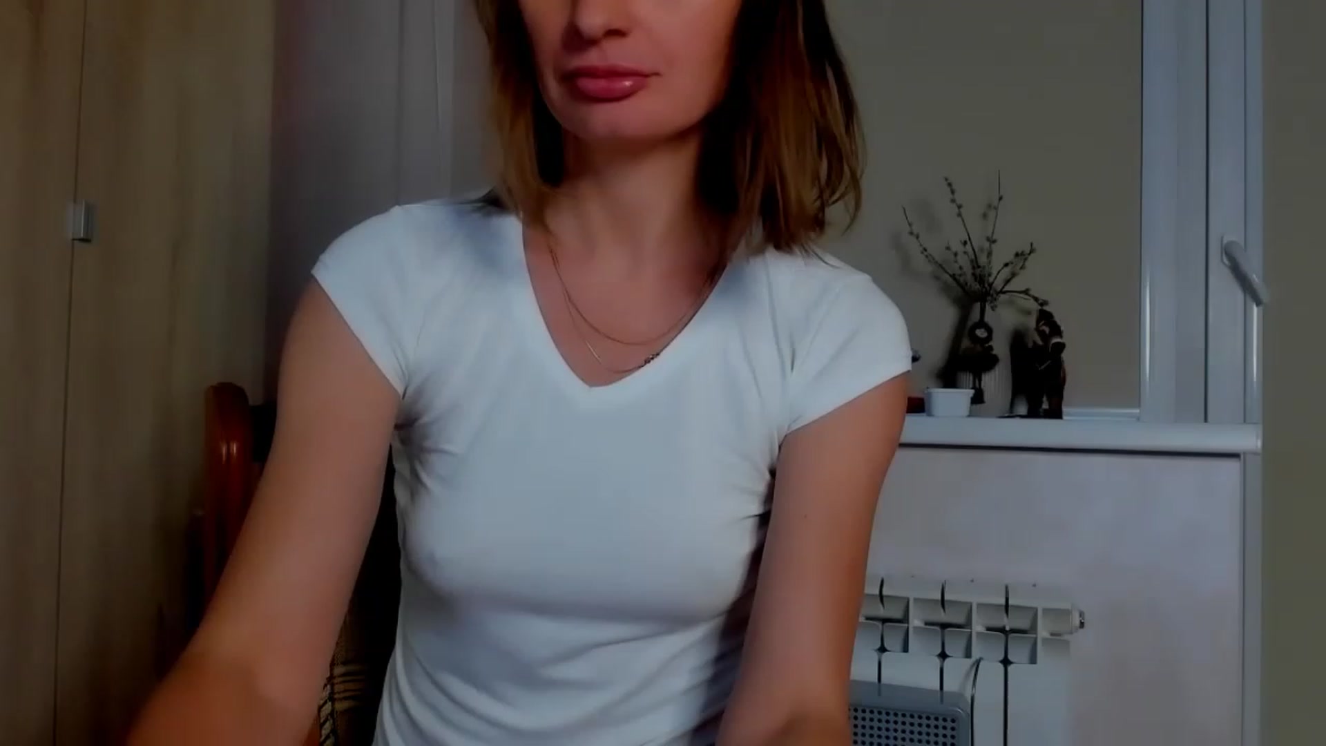 Gallery image thumbnail from Elenapre's myfreecams stream on, 03/04/2023, 11:58 image 9 of 20