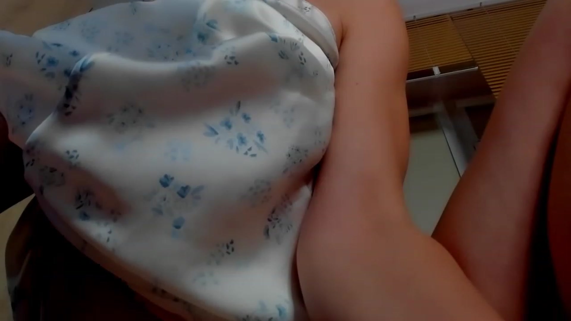 Gallery image thumbnail from Elenapre's myfreecams stream on, 03/09/2023, 11:29 image 17 of 20